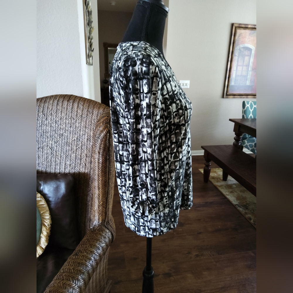 Chico's Ladies Tunic Top - Picture 7 of 9